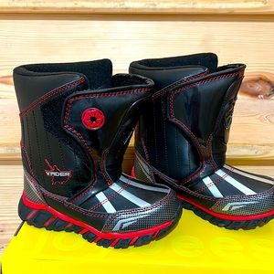 Brand new never wore snow shoes with lights